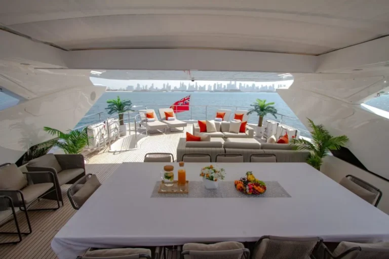Sunseeker 116 — 2