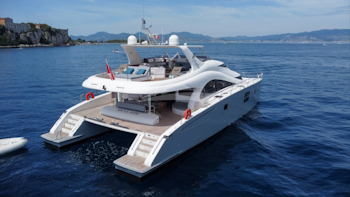 sunreef 70 POwer yacht charter .jpp