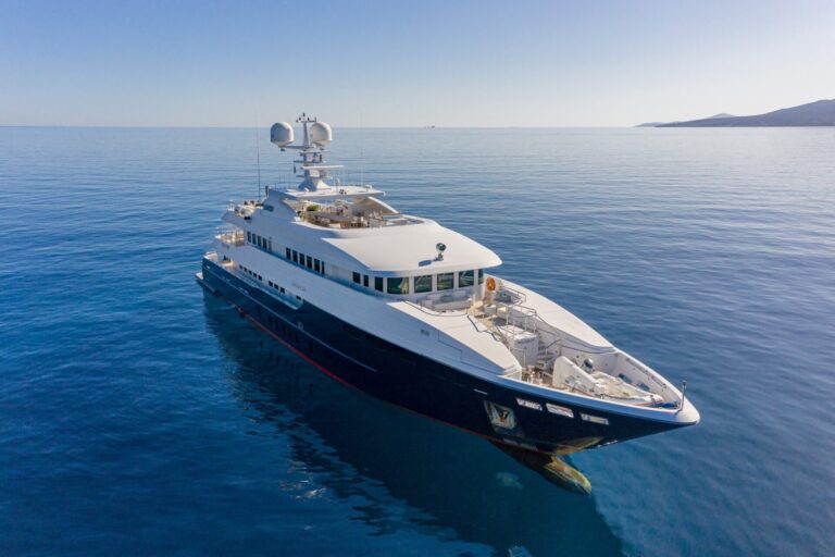 Zaliv III Mondomarine Yacht for sale 11