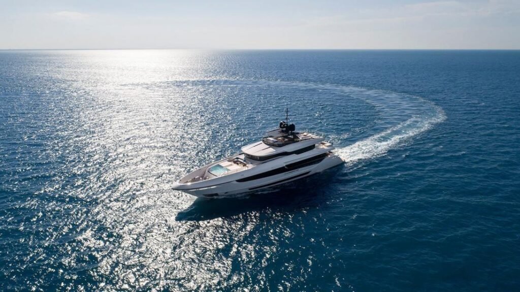 M/Y Sanctuary, Mangusta yacht