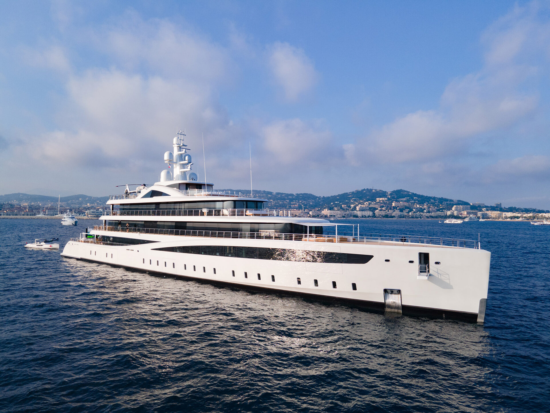 feadship for sale yacht middle east