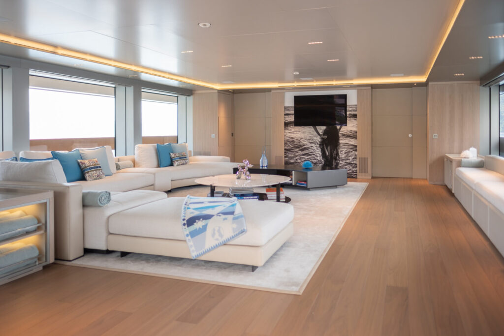 tolemai 44x-space sanlorenzo motor yacht