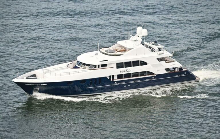 M/Y Nicole Evelyn, Trinity yacht