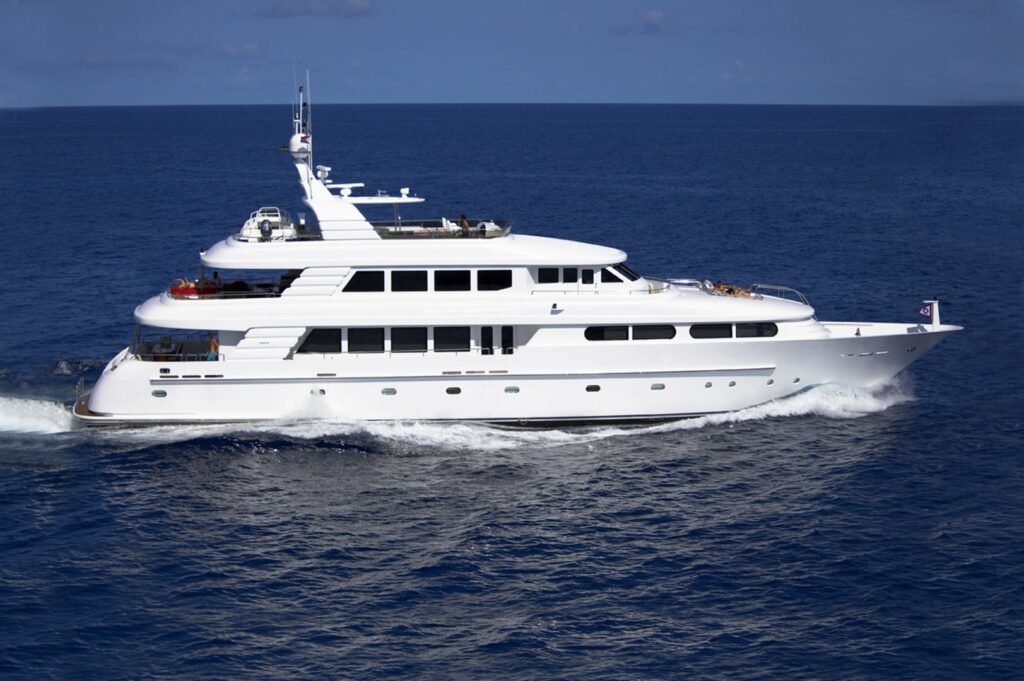 M/Y Charlotte Ann, Cheoy Lee yacht