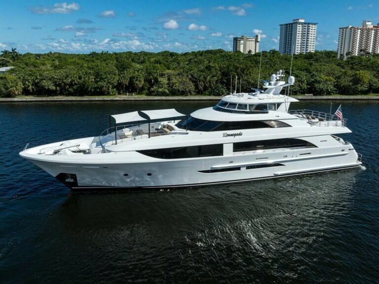 M/Y Rennegade, Westport yacht