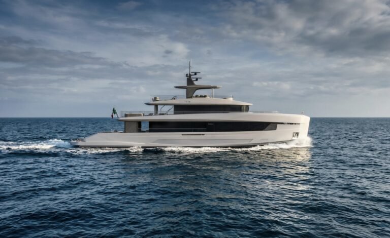 M/Y Eternal 36, Bellini yacht